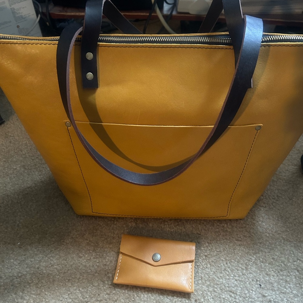 Portland leather goods Large zip tote with card case